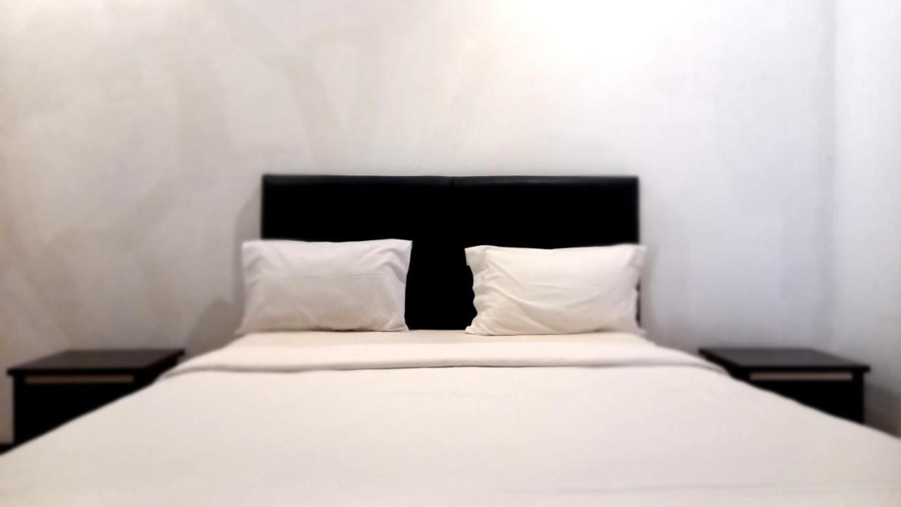 Dc Hotel & Hostel Labuan Bajo Dış mekan fotoğraf