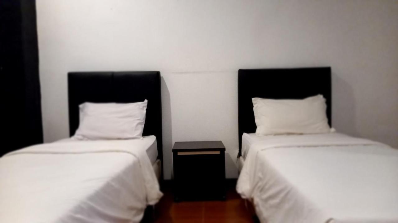 Dc Hotel & Hostel Labuan Bajo Dış mekan fotoğraf