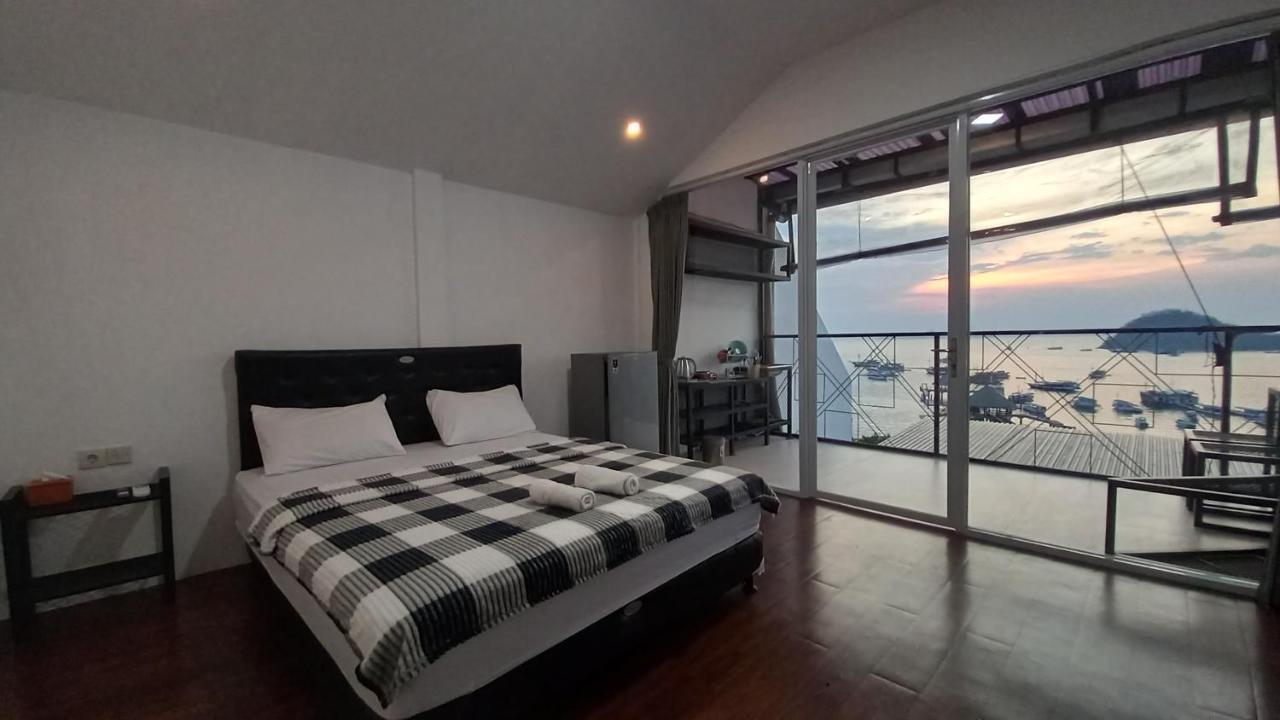 Dc Hotel & Hostel Labuan Bajo Dış mekan fotoğraf
