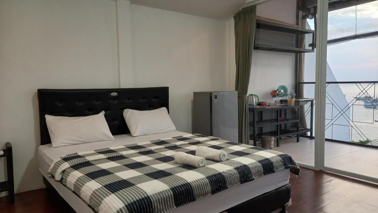 Dc Hotel & Hostel Labuan Bajo Dış mekan fotoğraf